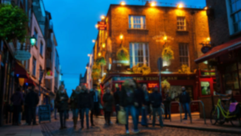 Temple Bar by night